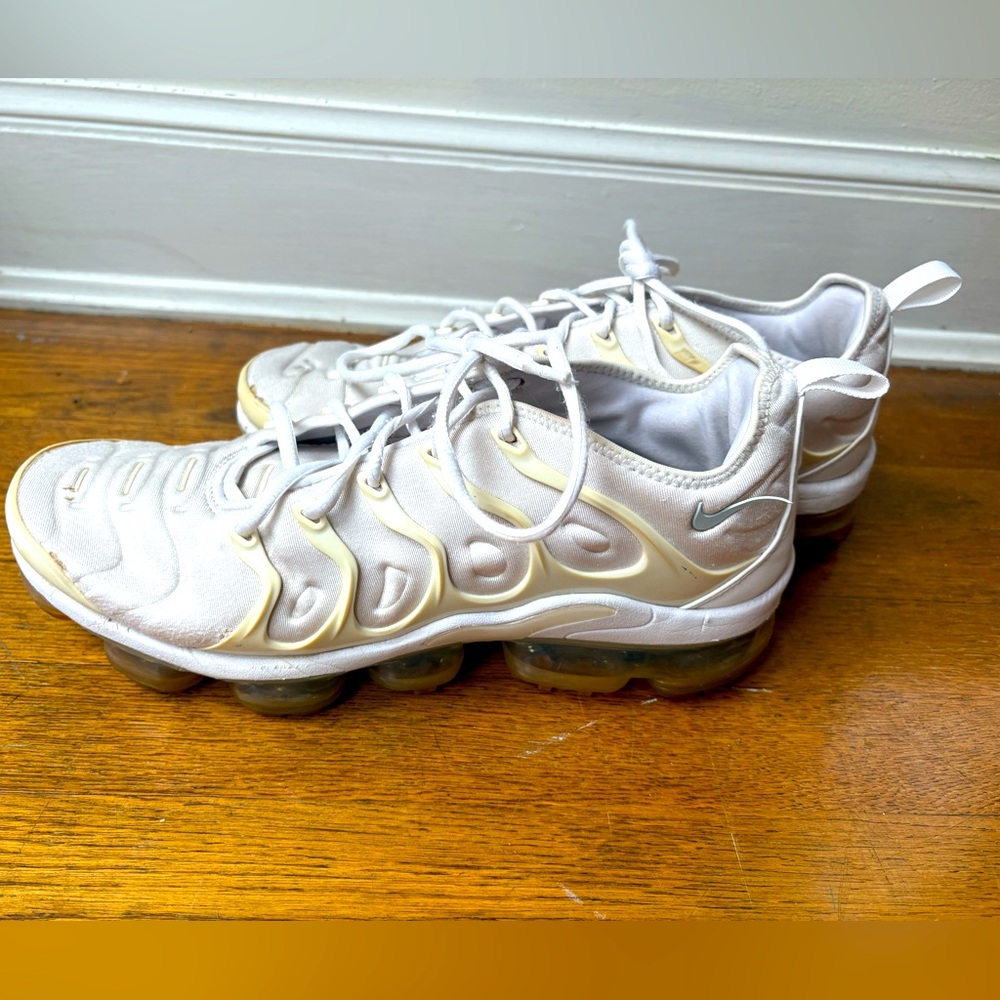 Nike Air VaporMax Plus Men’s White Off White - Size 11.5 - 924453-100
